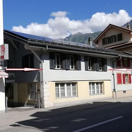New.. Matten Central Family Suite, Sleeps 4 Matten bei Interlaken Εξωτερικό φωτογραφία